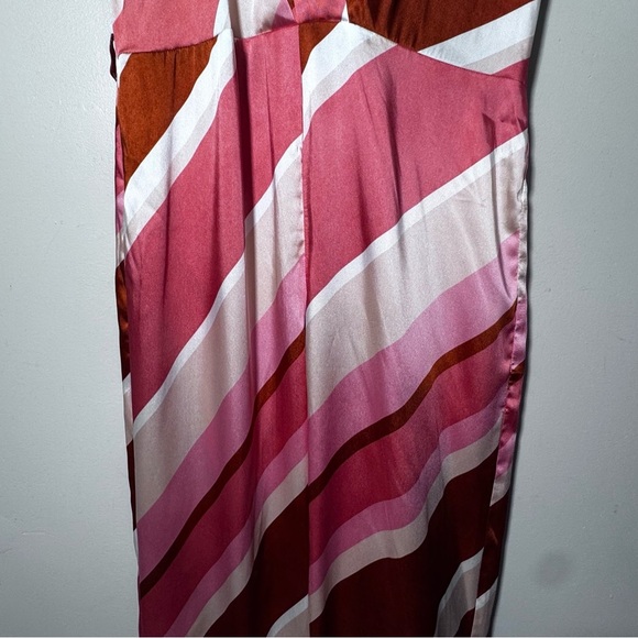 MANGO MNG Striped Jumpsuit Size Large NWT Brand New Missing Belt - Picture 9 of 15